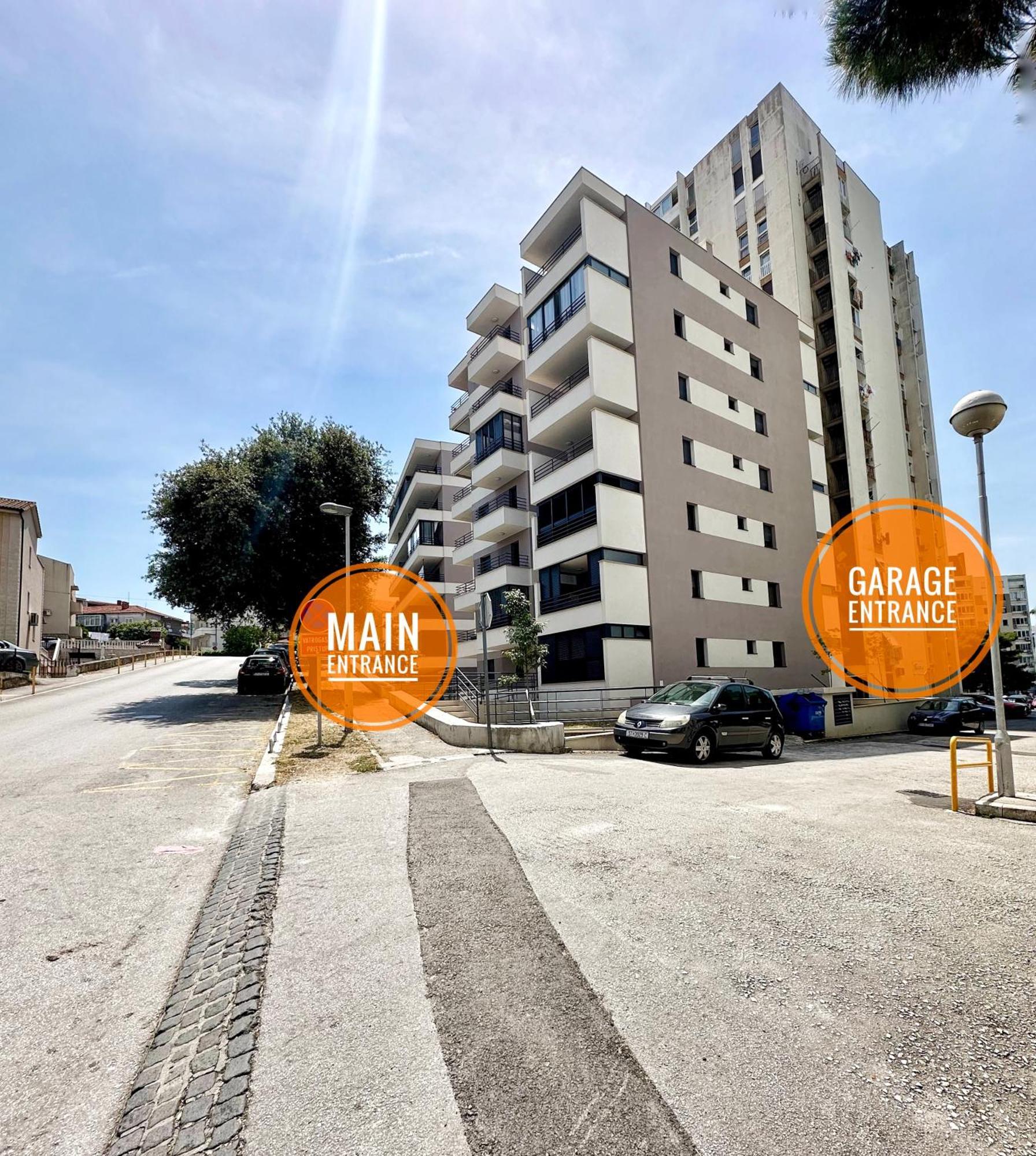 S'Akvarel 4 - Private Garage Apartment Split Exterior photo